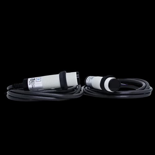 Sensor Fotoelétrico tipo Barreira M18, Sensibilidade 10mts., PNP NA+NF Tipo CGY18E-T10PC Digimec